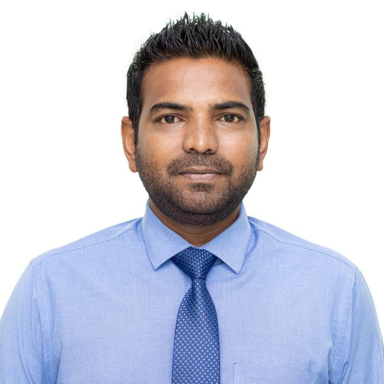 އާދަމް ސަލީމް